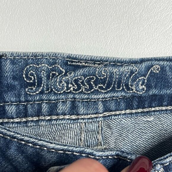 Miss Me | Slight Factory Distressed Easy Crop - Picture 2 of 6